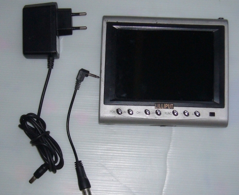 จอ TV พร้อมอุปกรณ์ ขาย 700 บาท ลดสุดๆ 500 บาท (รวมส่ง)