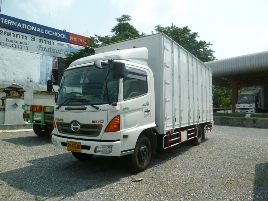 ขายรถ HINO FC 4 J SERIES 500 ตู้ 10 บานไม่มีเสากลาง