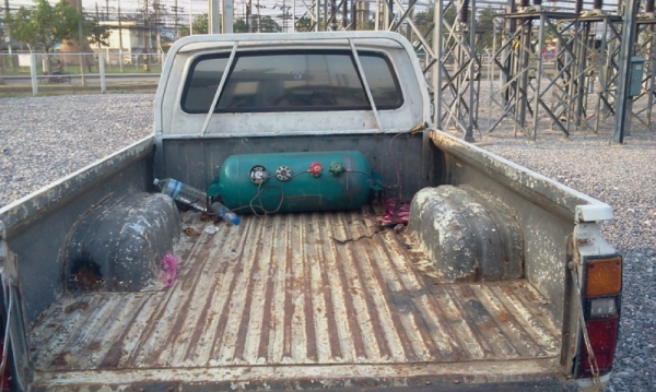 ต้องการใช้เงินครับ ทะเบียนเต็ม บม 771  ขายrn30 วางคาน4*4ล้อ 16 ยาง swamper 35"