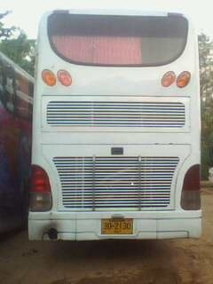 ขายด่วน รถบัสปรับอากาศ 6 ล้อ ยาว 12 เมตร สูงเต็ม ทรงกล้วยหอม เพิ่งเปลี่ยนเครื่องมาใหม่ ยอมขายแบบขาดทุน