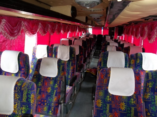 ขายด่วน รถบัสปรับอากาศ 6 ล้อ ยาว 12 เมตร สูงเต็ม ทรงกล้วยหอม เพิ่งเปลี่ยนเครื่องมาใหม่ ยอมขายแบบขาดทุน