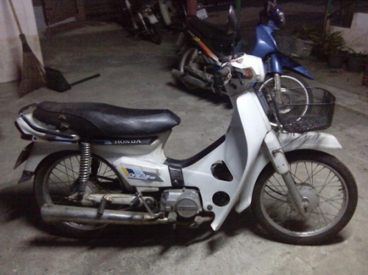 ขาย ดรีมคุรุ สีขาวแห้งสวย ทะเบียนโอน