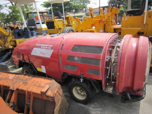 ขายรถพ่นยาฆ่าแมลง 500-600 ลิตร สองเพลา มือสองญี่ปุ่น