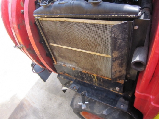 ขายรถพ่นยาฆ่าแมลง 500-600 ลิตร สองเพลา มือสองญี่ปุ่น