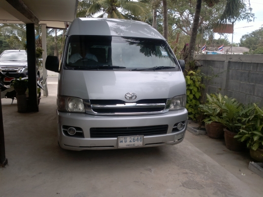 รถตู้ ปี 2007 สวยเดิมราคาถูกครับ ด่วนลดอีกเหลือ 750000 บาท