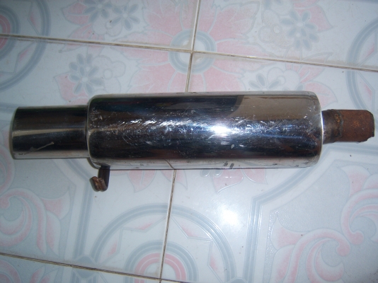 ปลายท่อเลสสำหรับใส่รถเกียร์ธรรมดา  ขายแล้วครับ ขอบคุณพี่เสือครับ