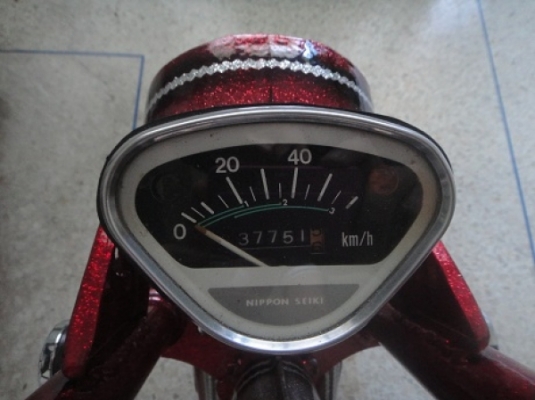 ขายโครงชาลีสีสวย สวยแบบเจ็บๆ แถมล้อ โช๊คเดิม แฮนเดิม (ขายแล้ว) ขายโครงชาลีสีสวย สวยแบบเจ็บๆ แถมล้อ โช๊คเดิม แฮนเดิม (ขายแล้ว)