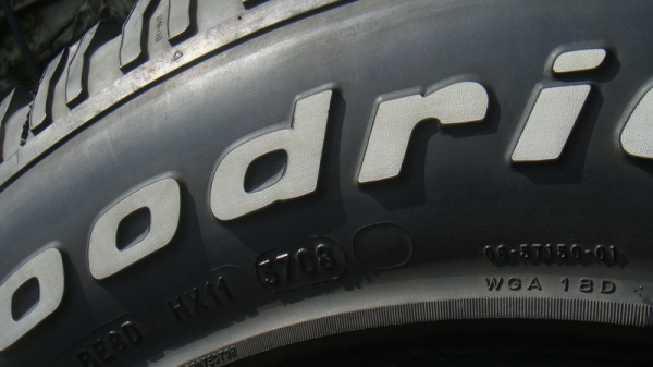 BF Goodrich Allterrain 265 70 r16 สวยๆ BF Goodrich Allterrain 265 70 r16 สวยๆ