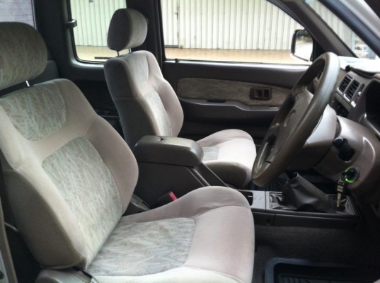 ขายไทเกอร์D4D2.5เเค๊ปปี03ราคา345000กทม