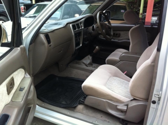 ขายไทเกอร์D4D2.5เเค๊ปปี03ราคา345000กทม