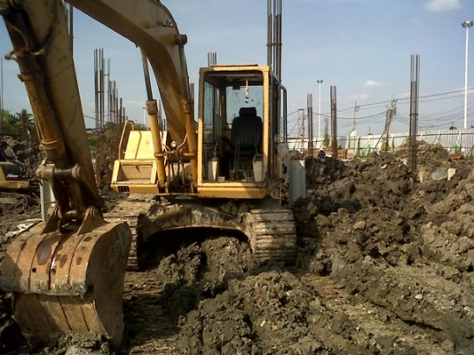 ขายแบคโฮKOMATSU pc120 รุ่น3 ขายแบคโฮKOMATSU pc120 รุ่น3