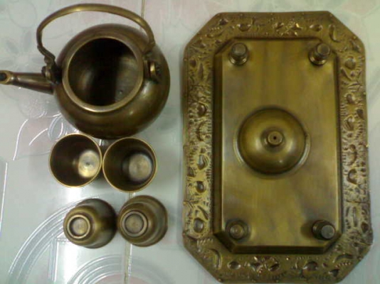 ขายชุดกาน้ำชาทองเหลือง