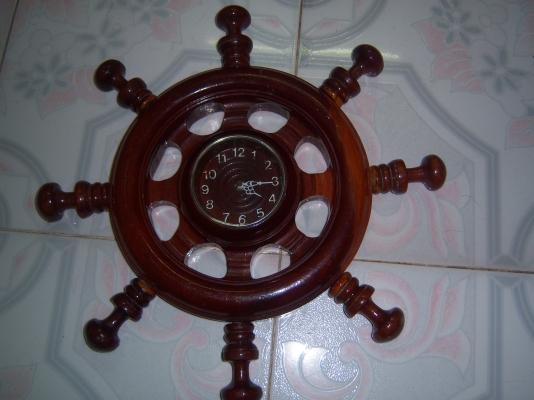 ขายนาฬิกาไม้ รูปพวงมาลัยเรือ ขนาด 12 นิ้ว เลขที่ PB 4241 7849 9 TH (ใบนำส่งไปรษณีย์อยู่ในรูปครับ)