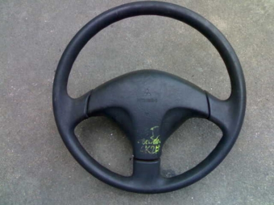 ขายพวงมาลัยรถมิตซูของแท้ครับ แอร์แบ็ค