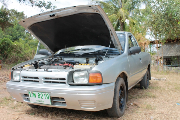 ขาย nissan nv ครับ ขาย nissan nv ครับ