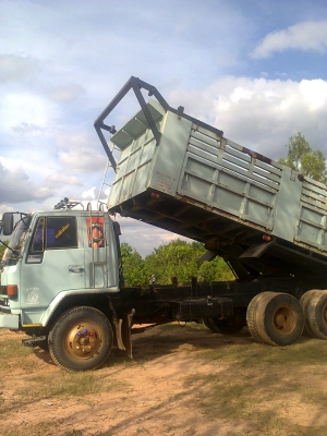 ขาย ร็อคกี้ดัมพ์ 195 มีเพาเวอร์เบรคจิฟฟี่ ทะเบียนพร้อม ขาย ร็อคกี้ดัมพ์ 195 มีเพาเวอร์เบรคจิฟฟี่ ทะเบียนพร้อม