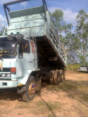 ขาย ร็อคกี้ดัมพ์ 195 มีเพาเวอร์เบรคจิฟฟี่ ทะเบียนพร้อม ขาย ร็อคกี้ดัมพ์ 195 มีเพาเวอร์เบรคจิฟฟี่ ทะเบียนพร้อม