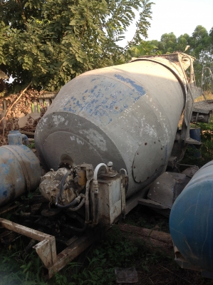 รถโม้ 2.5 คิว