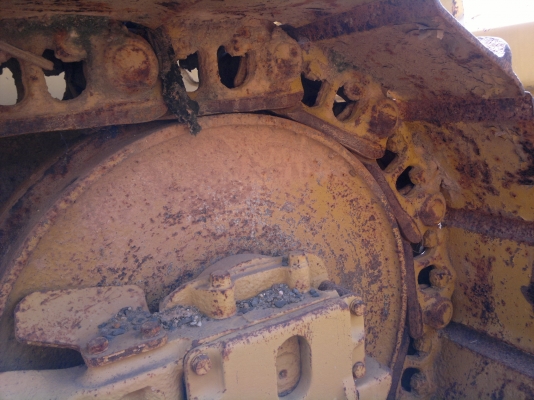 ขายรถแทรกเตอร์  CAT D6C เล่มทะเบียน ช้วงล้างเต็ม รถสวย พร้อมใช้