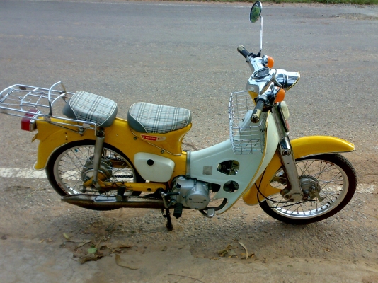 ขายด่วนc65 ถังแยก เครื่อง 125cc สตาาร์ทมือ ถูกมากๆ ครับ  ลดกระหน่ำ