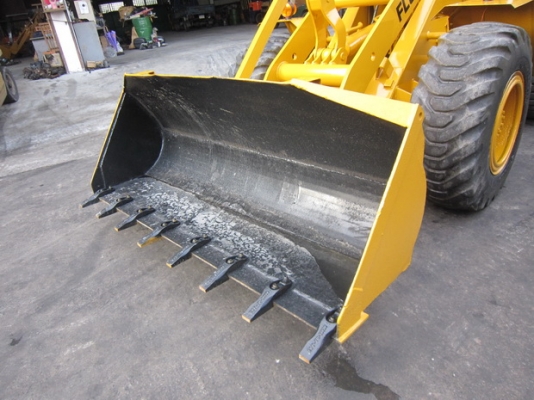 ขาย รถตักล้อยาง FURUKAWA รุ่น FL60A  มือสองญี่ปุ่น