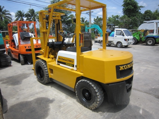ขาย รถยก 3 ตัน KOMATSU รุ่น FD30-10-  มือสองญี่ปุ่น