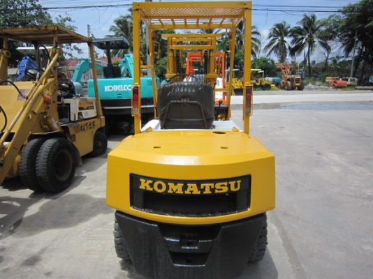 ขาย รถยก 3 ตัน KOMATSU รุ่น FD30-10- มือสองญี่ปุ่น ขาย รถยก 3 ตัน KOMATSU รุ่น FD30-10- มือสองญี่ปุ่น