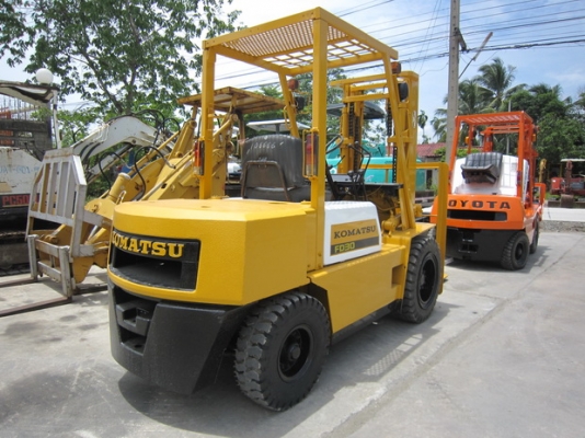ขาย รถยก 3 ตัน KOMATSU รุ่น FD30-10- มือสองญี่ปุ่น ขาย รถยก 3 ตัน KOMATSU รุ่น FD30-10- มือสองญี่ปุ่น