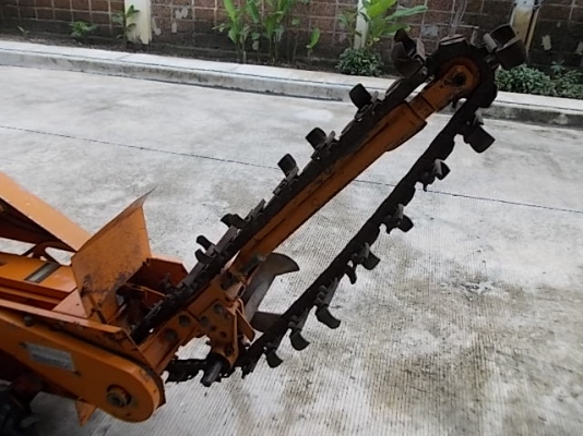 รหัส:12000724รถขุดร่องดินเดินตามใช้เครื่องดีเชลMITSUBISHI M7-28653 ขนาด7.0PS.www.nihonmono.com