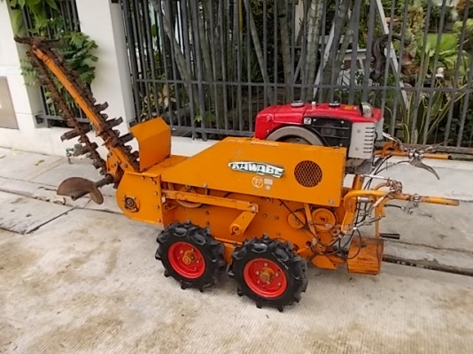 รหัส:12000724รถขุดร่องดินเดินตามใช้เครื่องดีเชลMITSUBISHI M7-28653 ขนาด7.0PS.www.nihonmono.com