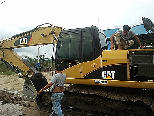 ขาย CAT 320D ไมล์ชม. 8,xxx เอกสารเล่มทะเบียน(ตค 3182) ไฟฟ้าครบเจ้าของขายเอง