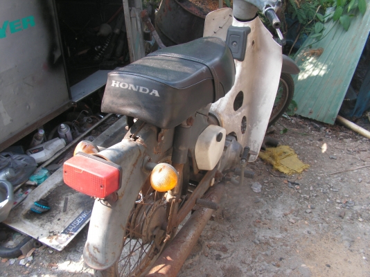 ฮอนด้าC50พี่เอสอยู่สุพรรณรับไปดูแลต่อแล้วครับ ฮอนด้าC50พี่เอสอยู่สุพรรณรับไปดูแลต่อแล้วครับ