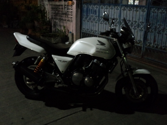วุฒินนบุรี//CB400sfปี93ท่ิอสูตรปลายไททาเนี่ยมสวยๆขายถูกๆไปเลย