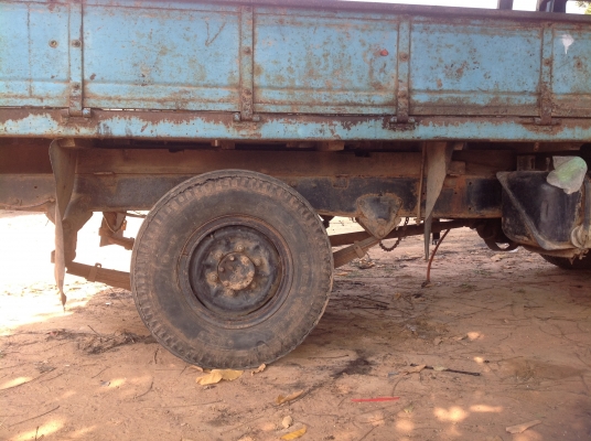 ขาย ถูกๆISUZU. 4. ล้อกลาง85 แรงม้าสภาพพร้อมใช้ เหมาะสำหรับ ชาวไร่ออ้ย  เจ้าของขายเอง ราคาต่อรองได้ ไม่มีทะเบียน.