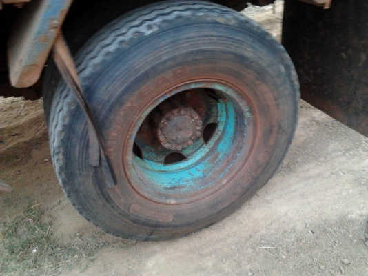 ***ขายแล้วครับขอบคุณ Truck2hand ขาย 6ล้อ ISUZU 115 ห้างแท้ หูช้าง ปี32/89 แบบรุ่นNPR59L5U เครื่อง4BD1 115 แรง แห้งๆ ไม่ไอไม่เยิ้ม เกียร์เดิม/เกียร์ยาว คัสซี46xxx คัสซีสวย ช่วงล่างใหญ่ หน้า 6น็อตแล้ว เฟืองท้ายFUSO รอบช้า ยาง8.25ขอบ16 ดี6เส้น กระบะ4.30ม.คอก