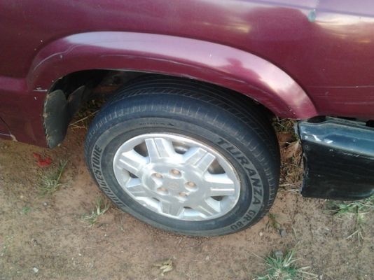 ***ขายแล้วครับขอบคุณ Truck2hand ขาย กระบะแค็ป FORD มาราทอนจัมโบ้แค็ป 2.5 ปี37/94 เครื่องมังกรดำ 2.5 ไดเร็กฯ (เครื่องพัง) ช่วงล่างดี คัสซีสวยไม่ผุ ไม่ดาม ภายในดีเบาะดีคอนโซลครบ แอร์ ยางดี หน้า-หลังเดิมๆ สีเดิมบาง ต้องเก็บบางจุด พื้นกระบะผุนิดหน่อย ราคาน่าป