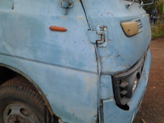 ***ขายแล้วครับขอบคุณ Truck2hand ขาย 6ล้อ ISUZU 100 หัวแป เครื่อง100แรงฝาขาว แห้งๆ ไม่หลวม ไม่เยิ้ม เกียร์ยาว เกียร์ดีเข้าง่ายไม่หลุด ช่วงล่างเดิมๆ5น็อต คัสซีดีวางเหล็กเสริมบน ยางดี6เส้น กระบะยาว4.3ม.พื้นไม้ไม่ผุ ไม่มีคอก หัวเก๋งบางไม่ผุ คอนโซลครบ ระบบไฟคร