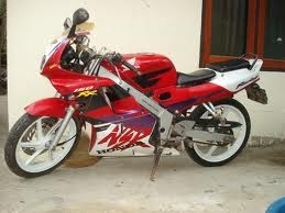 ขาย nsr 150 ไฟกลม 2 ตาเครื่องดี รถสวย เดิมๆ ทะเบียนโอนได้