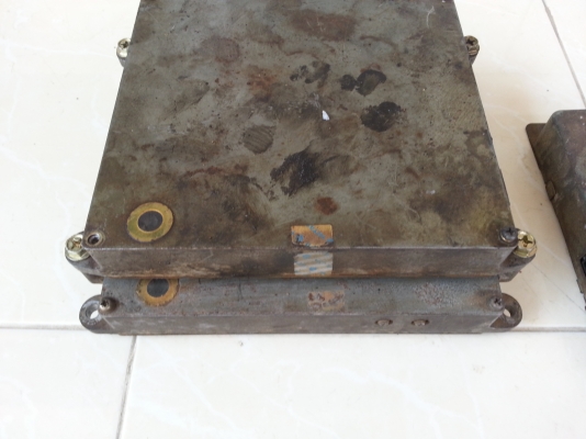 ขายด่วน กล่อง+ จอ  HITACHI EX200-2 ที่เห็นให้หมด