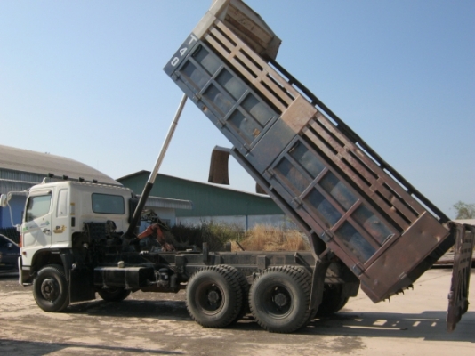 แสงฟ้าเต้นรถ///ขายกระดั้มเหมืองแร่ กระบอกดั้มยิงหน้า พร้อมคัชซีดั้ม สภาพสวย