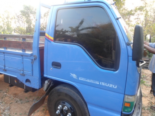 ขาย NPR130สวยๆห้างแท้ปี47ถูกๆ