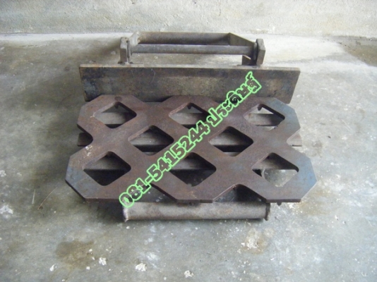 ขาย-พิมพ์อิฐบล็อกปลูกหญ้า พร้อมแท่นกลับบล็อก ใช้ติดตั่งเครื่องอิฐบล็อกขนาด4ก้อนได้ ขาย-พิมพ์อิฐบล็อกปลูกหญ้า พร้อมแท่นกลับบล็อก ใช้ติดตั่งเครื่องอิฐบล็อกขนาด4ก้อนได้