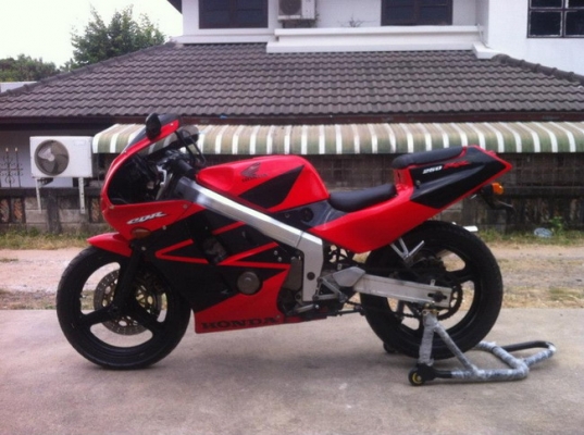 ขาย HONDA CBR250 ปี 92 ทะเบียนโอน พร้อมโอน เครื่องดี