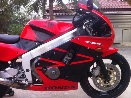 ขาย HONDA CBR250 ปี 92 ทะเบียนโอน พร้อมโอน เครื่องดี