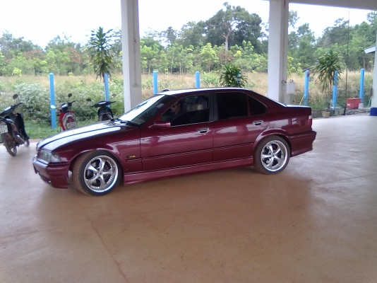 BMW318IA 1993 2.5J กินแก้สลงเล่มแล้ว BMW318IA 1993 2.5J กินแก้สลงเล่มแล้ว