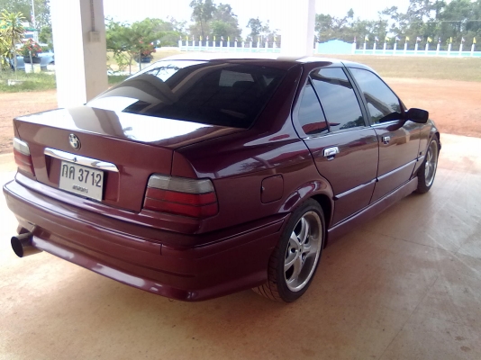 BMW318IA 1993 2.5J กินแก้สลงเล่มแล้ว BMW318IA 1993 2.5J กินแก้สลงเล่มแล้ว