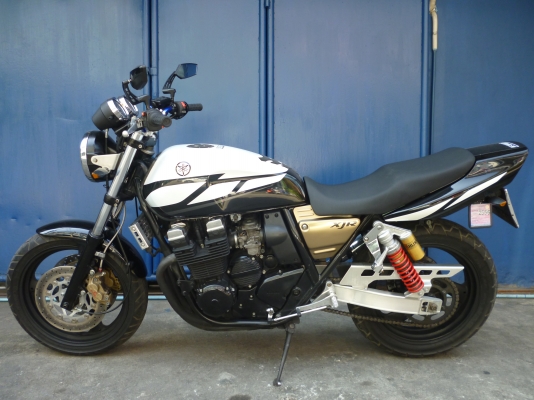 ขาย XJR400 ปี97 ทะเบียนแท้100\% เข้าตรวจขนส่งจตุจักรแล้ว ราคา90000 ขาย XJR400 ปี97 ทะเบียนแท้100\% เข้าตรวจขนส่งจตุจักรแล้ว ราคา90000