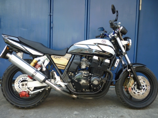 ขาย XJR400 ปี97 ทะเบียนแท้100\% เข้าตรวจขนส่งจตุจักรแล้ว ราคา90000