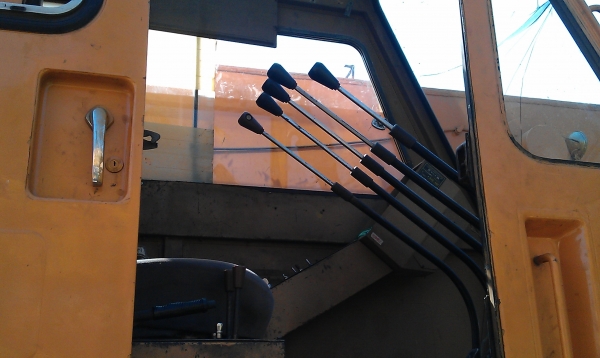 ขายด่วน รถเครน 10 ล้อ TADANO TL-200 M3 ขายด่วน รถเครน 10 ล้อ TADANO TL-200 M3