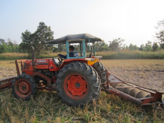 ขายถูกมาก!!! Kubota  M5000SU พร้อมอุปกรณ์
